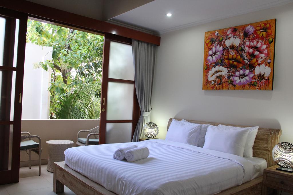 Villa Ngetis ซานูร์ ภายนอก รูปภาพ