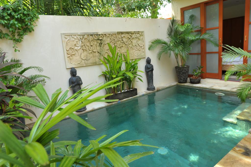 Villa Ngetis ซานูร์ ภายนอก รูปภาพ